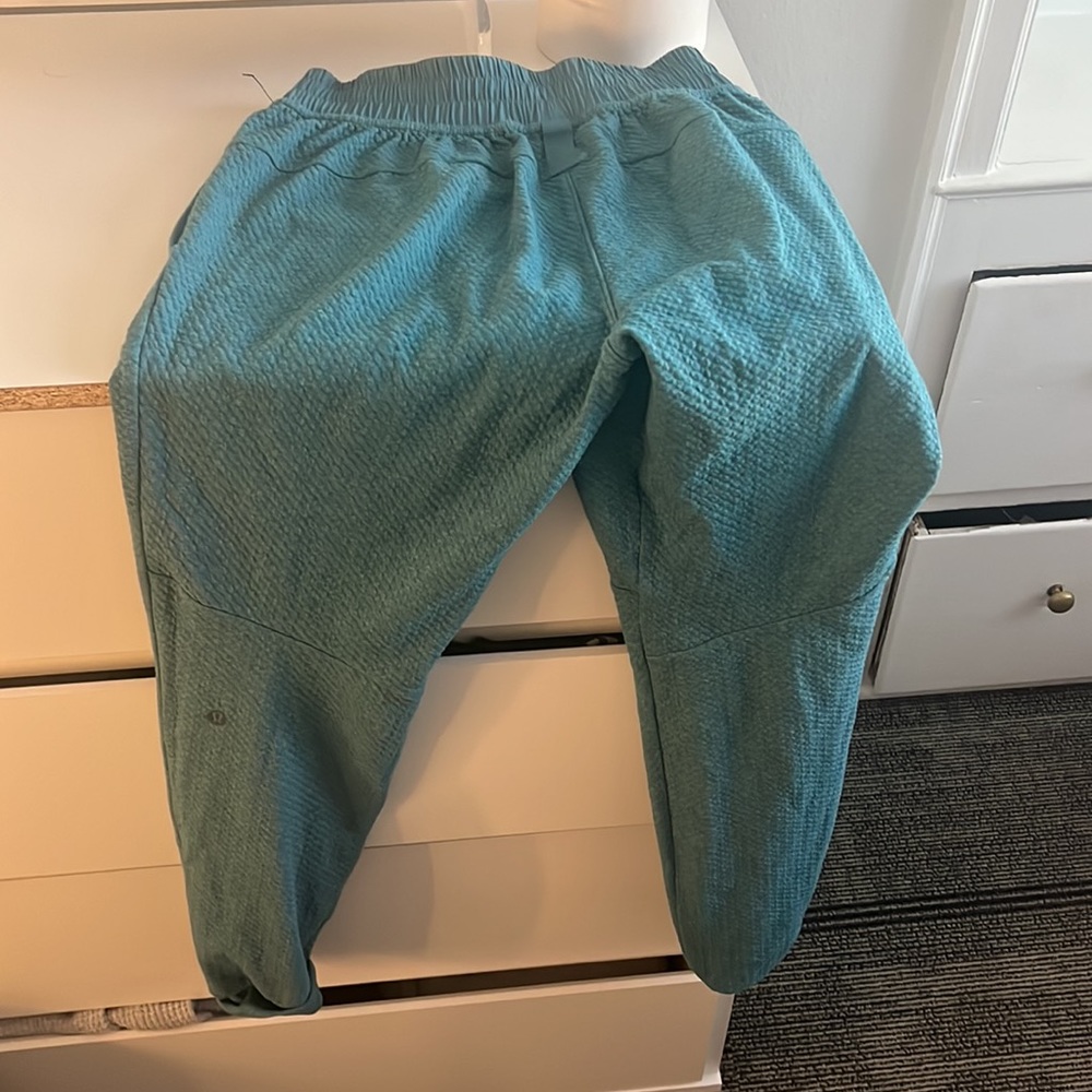 LULULEMON joggers - Picture 2 of 3
